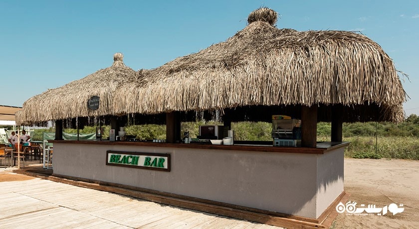 بیچ بار هتل تایتانیک دلوکس بلک