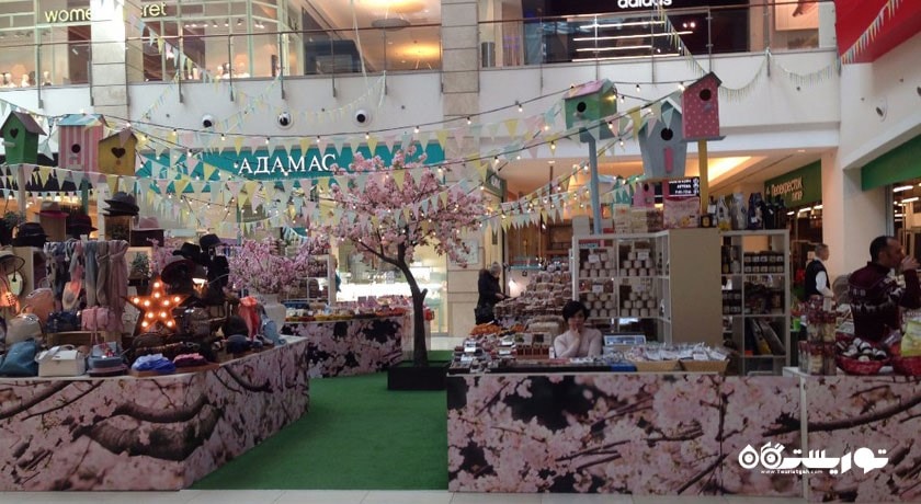 مرکز خرید مرکز خرید متروپلیس شهر روسیه کشور مسکو