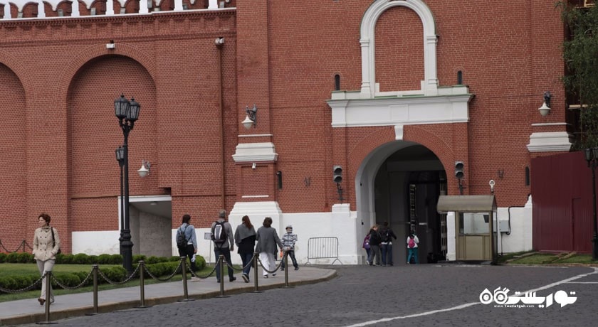  دیوار ها و برج های کرملین شهر روسیه کشور مسکو