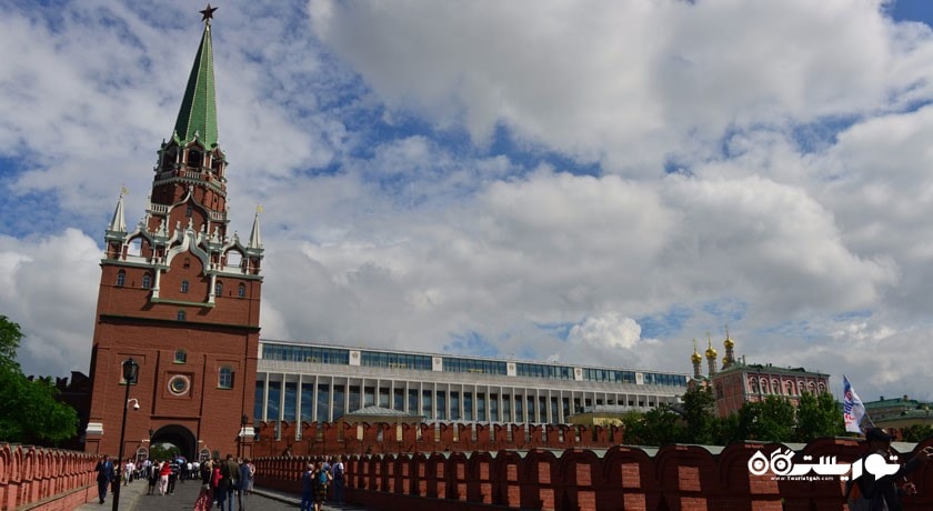  دیوار ها و برج های کرملین شهر روسیه کشور مسکو