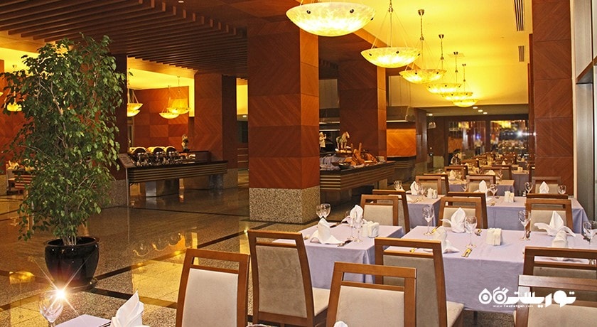 نمای رستوران بوفه باز پینو