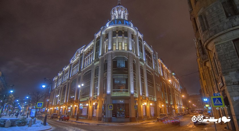 مرکز خرید خانه داد و ستد لنینگراد (دی ال تی) شهر روسیه کشور سن پترزبورگ