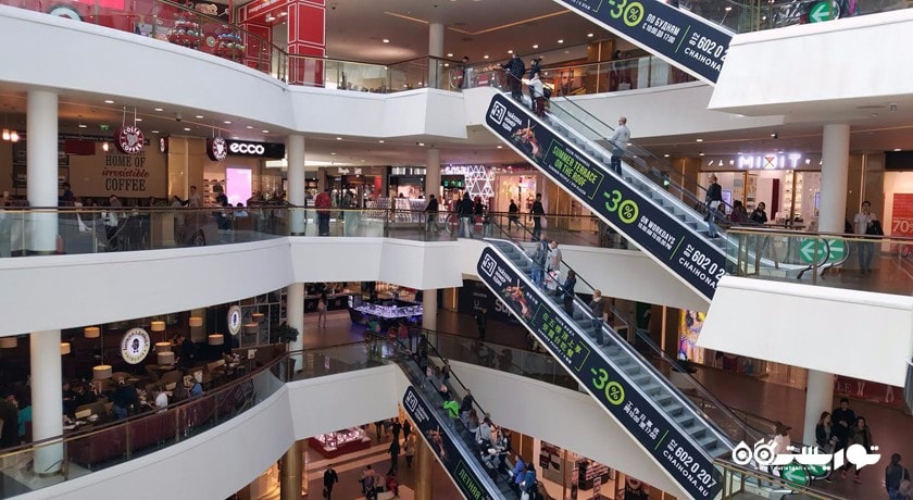 مرکز خرید مرکز خرید گالریا شهر روسیه کشور سن پترزبورگ