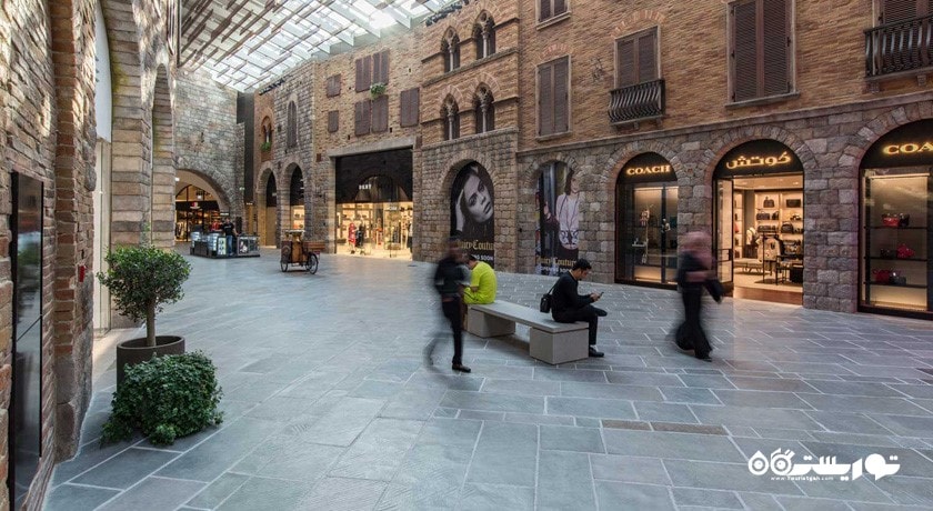 مرکز خرید اوت لت ویلیج شهر امارات متحده عربی کشور دبی