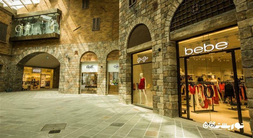 مرکز خرید اوت لت ویلیج شهر امارات متحده عربی کشور دبی