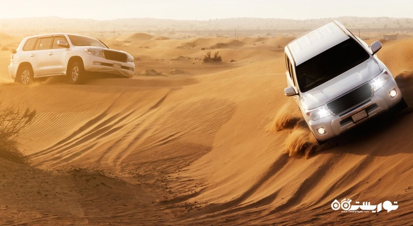 سرگرمی سافاری در کویر دبی شهر امارات متحده عربی کشور دبی