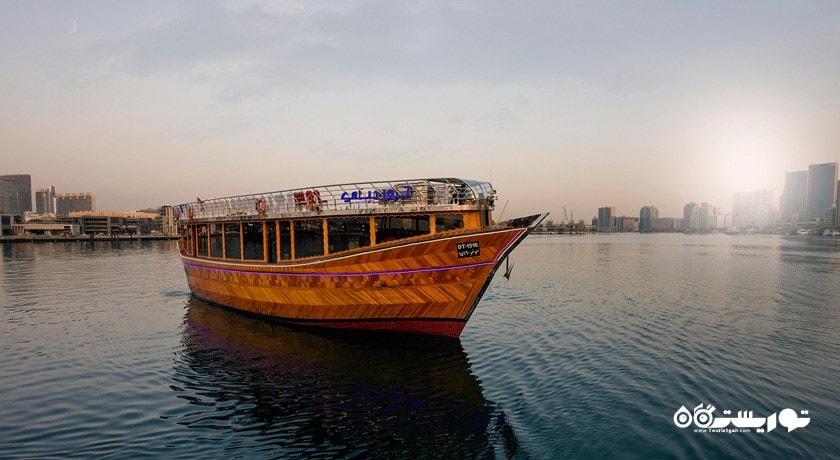 قایق و کشتی سواری در خور دبی -  شهر دبی