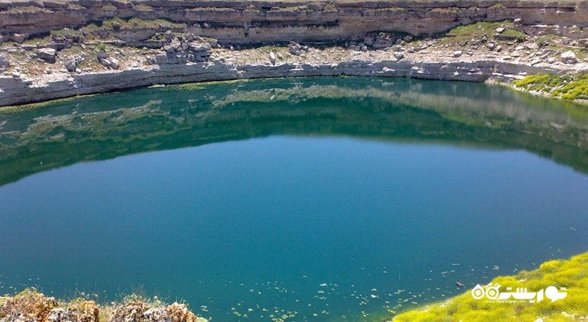 سرگرمی دریاچه گودال ها (ابروک) شهر ترکیه کشور قونیه