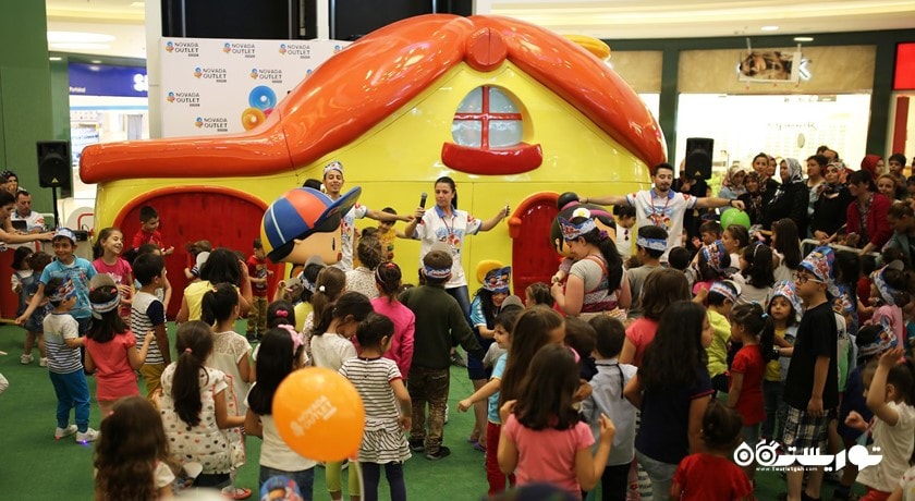 مرکز خرید مرکز خرید نوادا اوت لت قونیه شهر ترکیه کشور قونیه