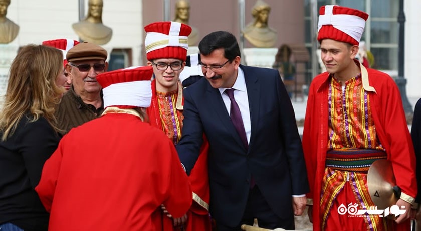 سرگرمی نمایش گروه نظامی مهتر (نمایش مهتر) شهر ترکیه کشور قونیه