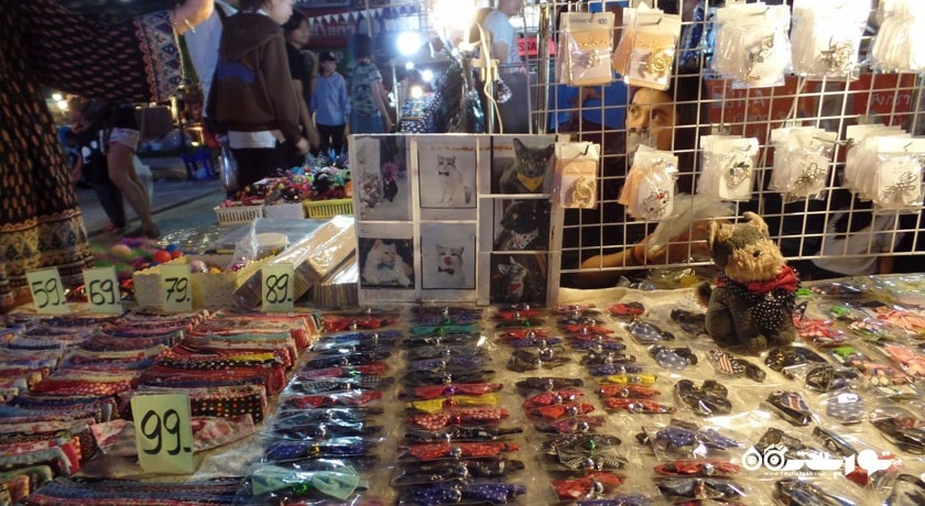 مرکز خرید بازار شبانه چیلوا شهر تایلند کشور پوکت