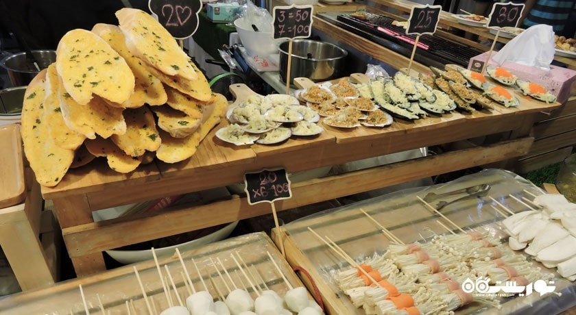 مرکز خرید بازار شبانه چیلوا شهر تایلند کشور پوکت