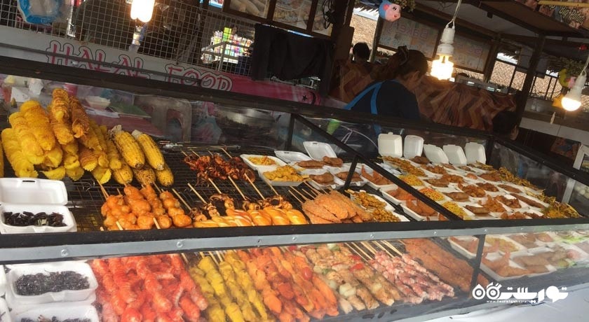 مرکز خرید بازار معبد کارون شهر تایلند کشور پوکت