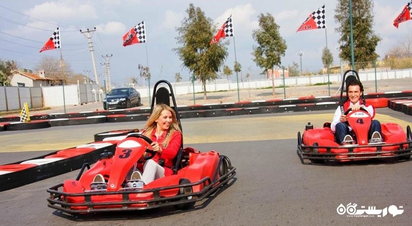 مرکز خرید دیپو اَوت لِت سنتر شهر ترکیه کشور آنتالیا