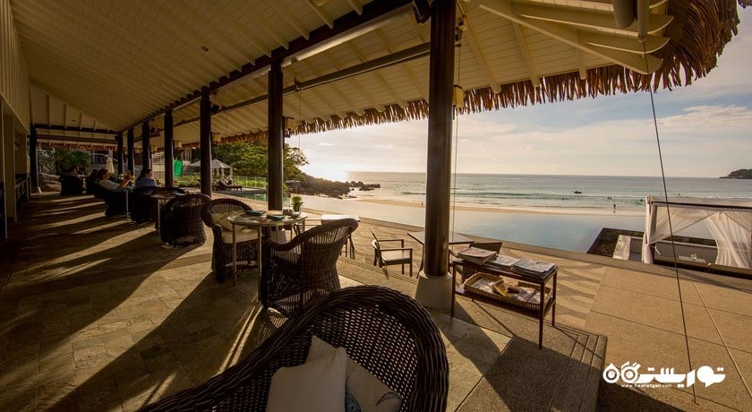 چشم انداز رستوران بین المللی د هاربر