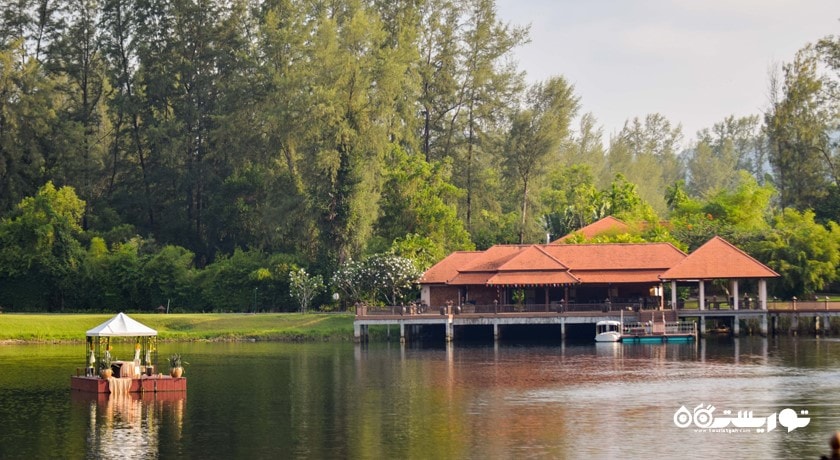 برنامه صرف غذا در قایق تفریحی سانیا رک