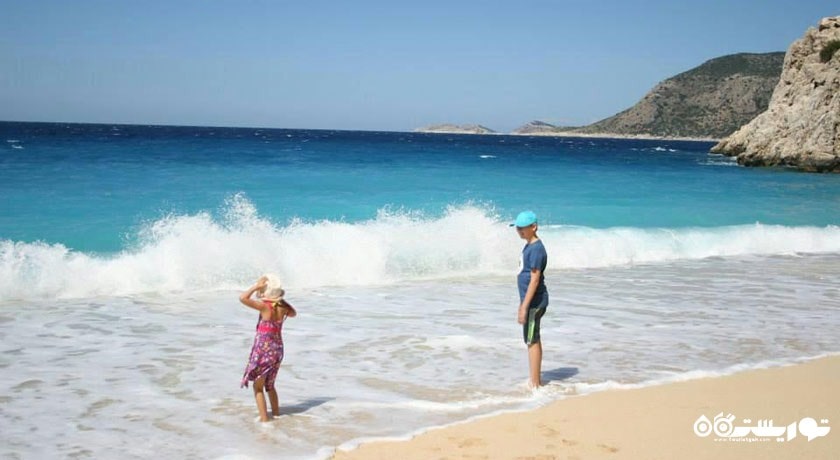 سرگرمی ساحل کاپوتاش شهر ترکیه کشور آنتالیا