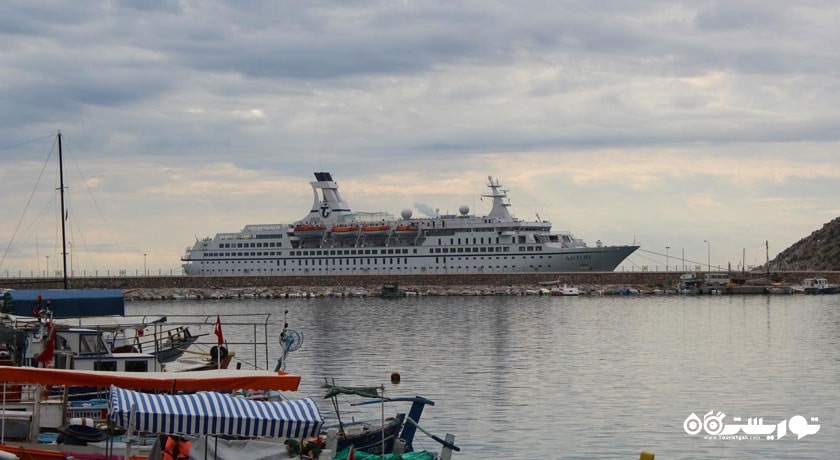 سرگرمی منطقه بندر - ساحل تفریحی آنتالیا شهر ترکیه کشور آنتالیا