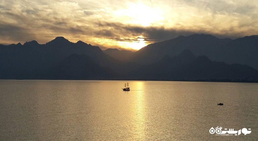  پارک کارا آلی اوعلو شهر ترکیه کشور آنتالیا