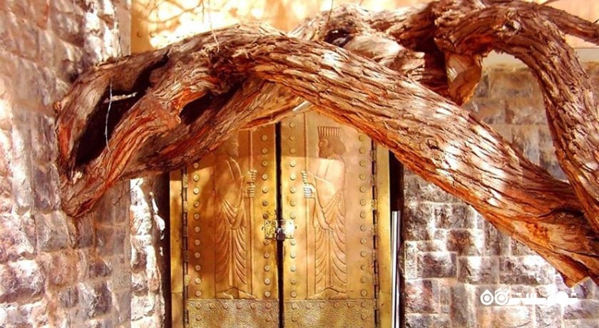  زیارتگاه پیر سبز چک چک شهرستان یزد استان اردکان