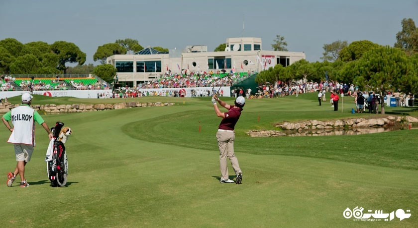 سرگرمی گلف در آنتالیا شهر ترکیه کشور آنتالیا