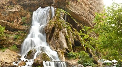  آبشار آب سفید شهرستان لرستان استان الیگودرز