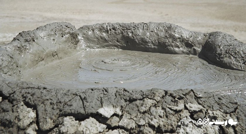 سرگرمی گلفشان های باکو شهر آذربایجان کشور باکو