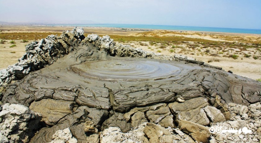 سرگرمی گلفشان های باکو شهر آذربایجان کشور باکو