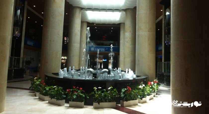 مرکز خرید مجتمع تجاری و تفریحی آزور شهر آذربایجان کشور باکو