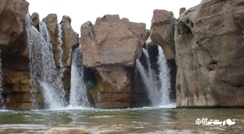  آبشار آفرینه شهرستان لرستان استان پل دختر	