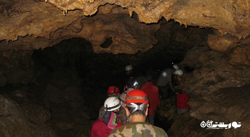  غار آبی دانیال شهرستان مازندران استان عباس آباد