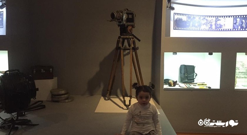  موزه هنر و ادبیات چارنتس شهر ارمنستان کشور ایروان