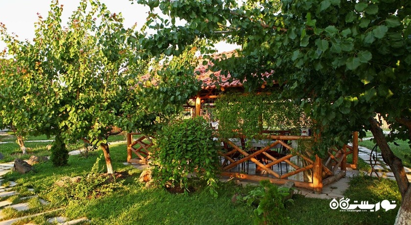 رستوران سیرانی گاردن -  شهر ایروان