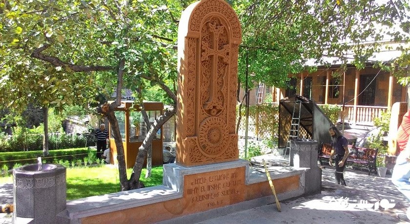 کلیسای زورآوور آستواتساتسین مقدس -  شهر ایروان