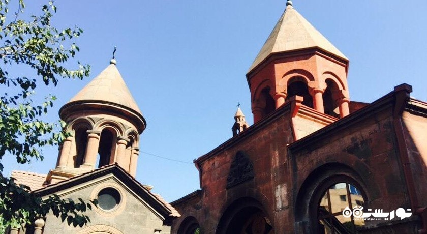  کلیسای زورآوور آستواتساتسین مقدس شهر ارمنستان کشور ایروان