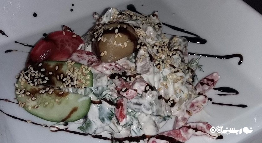 رستوران کلوب جاز ملخص شهر ایروان 