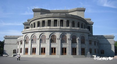 سرگرمی تالار اپرای ایروان شهر ارمنستان کشور ایروان