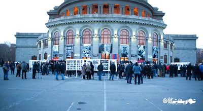  میدان آزادی ، ایروان شهر ارمنستان کشور ایروان