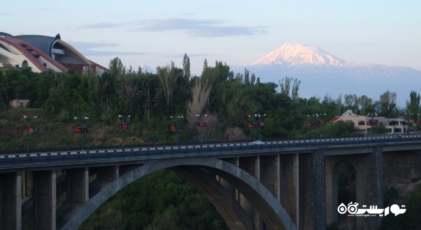  پل پیروزی شهر ارمنستان کشور ایروان