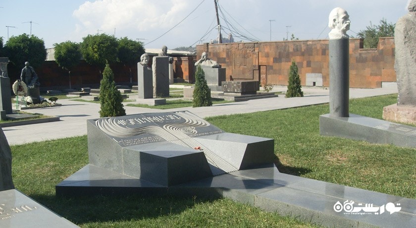 گورستان پانتئون کومیتاس -  شهر ایروان