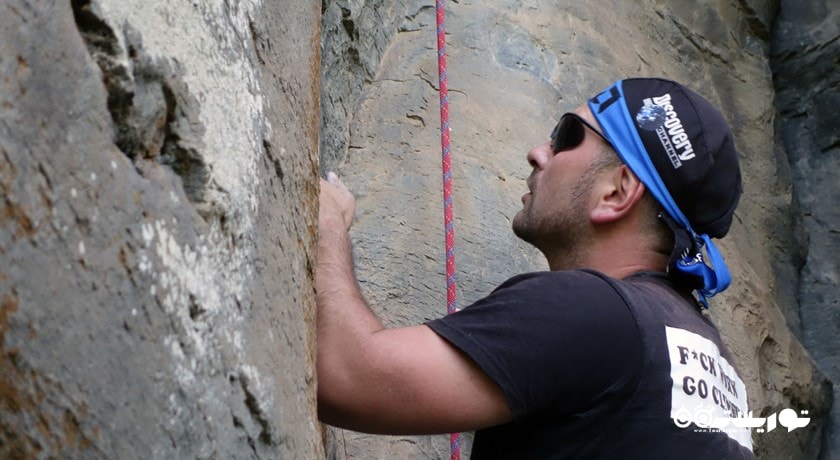 سرگرمی صخره نوردی در ارمنستان شهر ارمنستان کشور ایروان