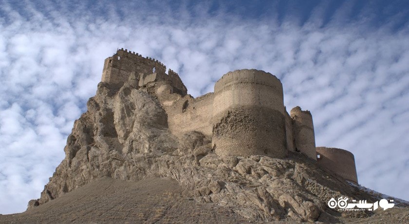 قلعه وان -  شهر وان