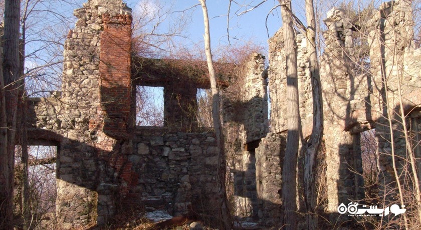 قلعه وان -  شهر وان