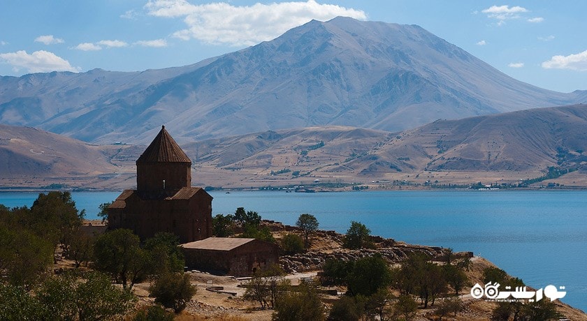 جزیره آکدامار یا آختامار -  شهر وان