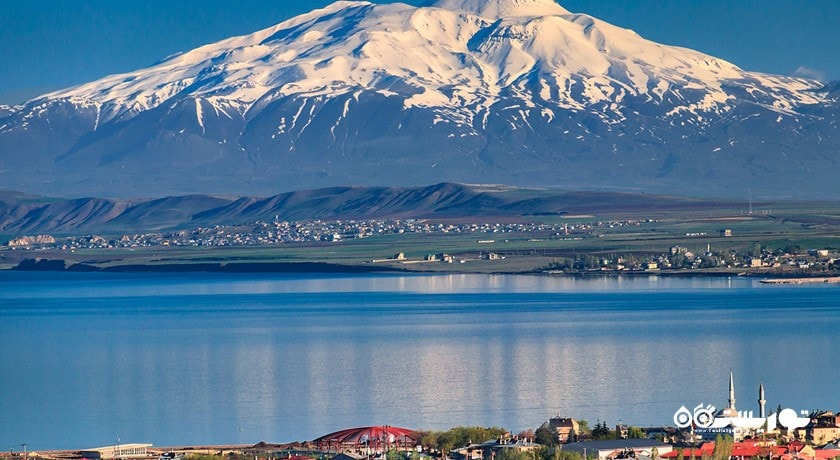 سرگرمی دریاچه وان شهر ترکیه کشور وان