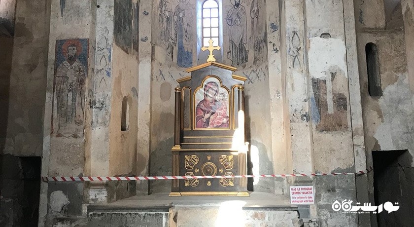 کلیسای صلیب مقدس -  شهر وان