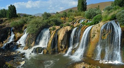 سرگرمی آبشار های مرادیه شهر ترکیه کشور وان