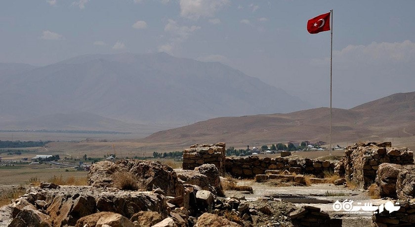  قلعه چاووش تپه (ساردورینیلی) شهر ترکیه کشور وان