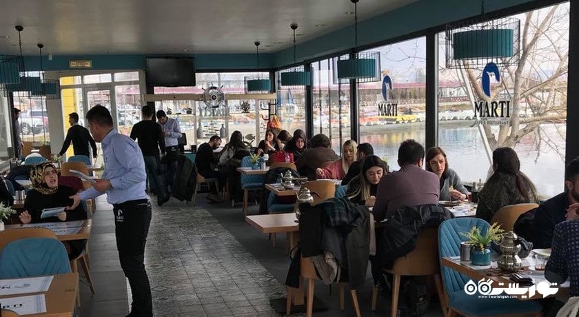 رستوران مارتی کافه شهر وان 