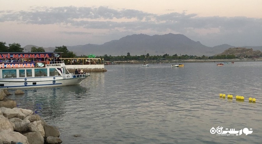 اسکله وان -  شهر وان